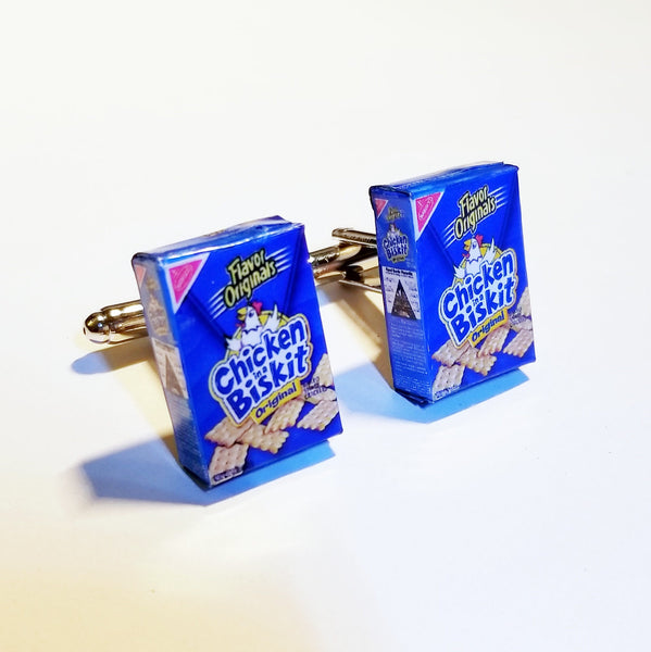 Miniature Chicken Biskit crackers Cufflinks, food jewelry accessories, wedding gifts, breakfast cereal, crackers, snacks