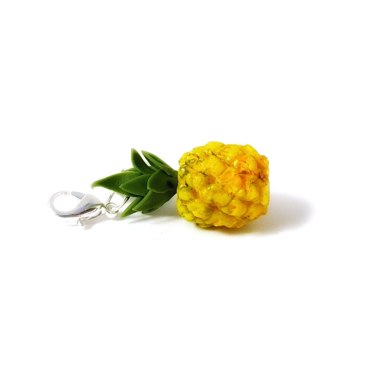 Miniature Pineapple Charm, stitch markers